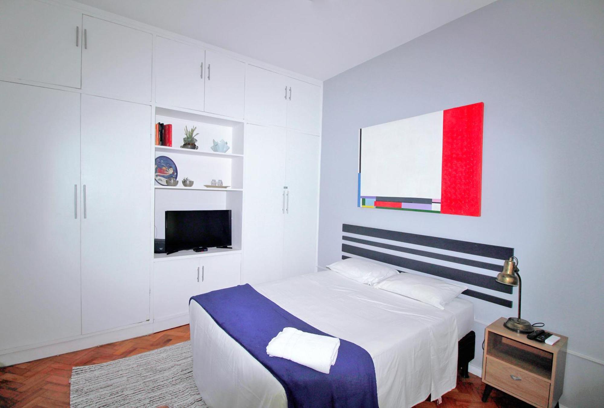 Completo Em Ipanema E Metro Na Porta! Apartamento