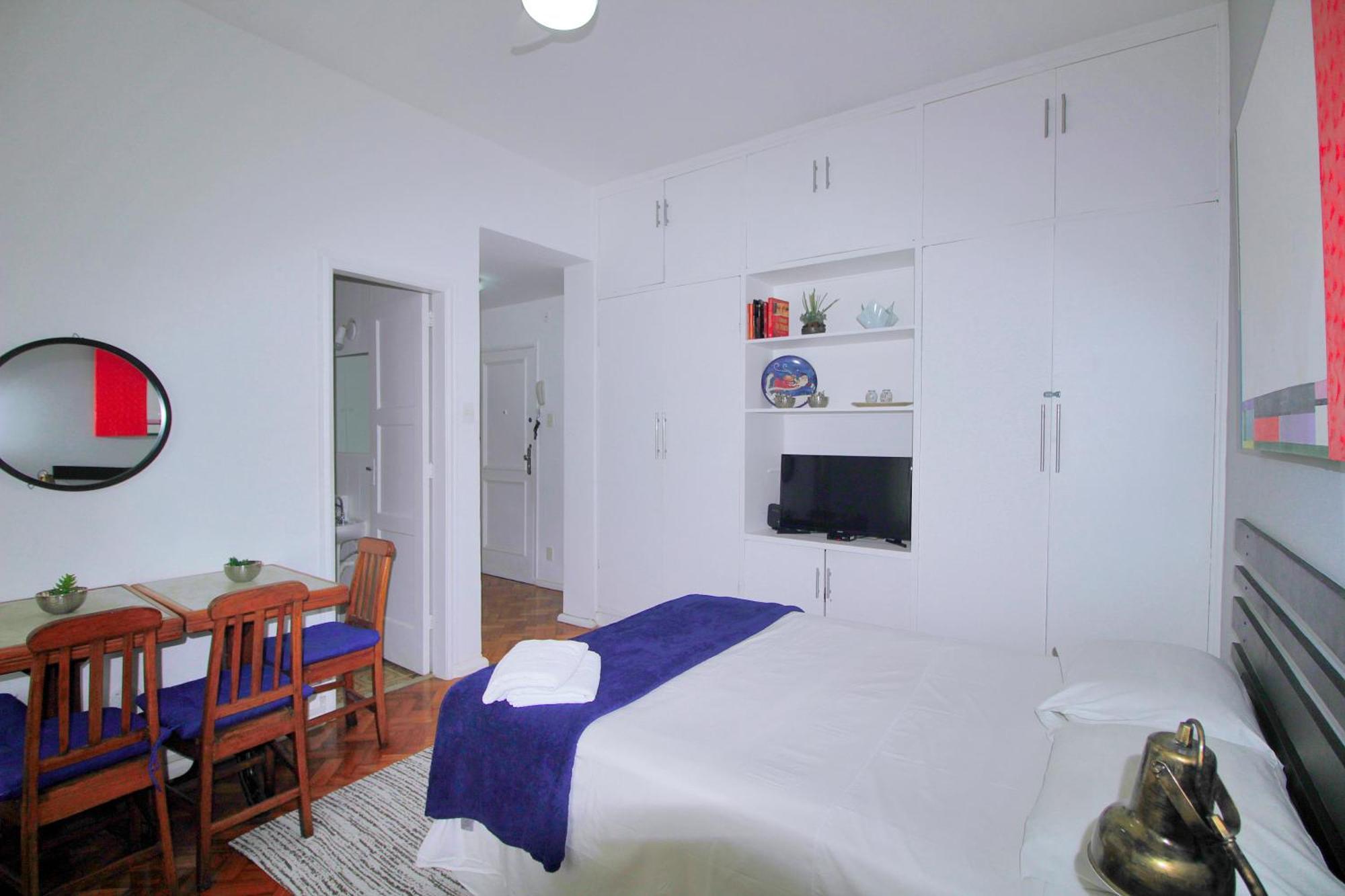 Completo Em Ipanema E Metro Na Porta! Apartamento *